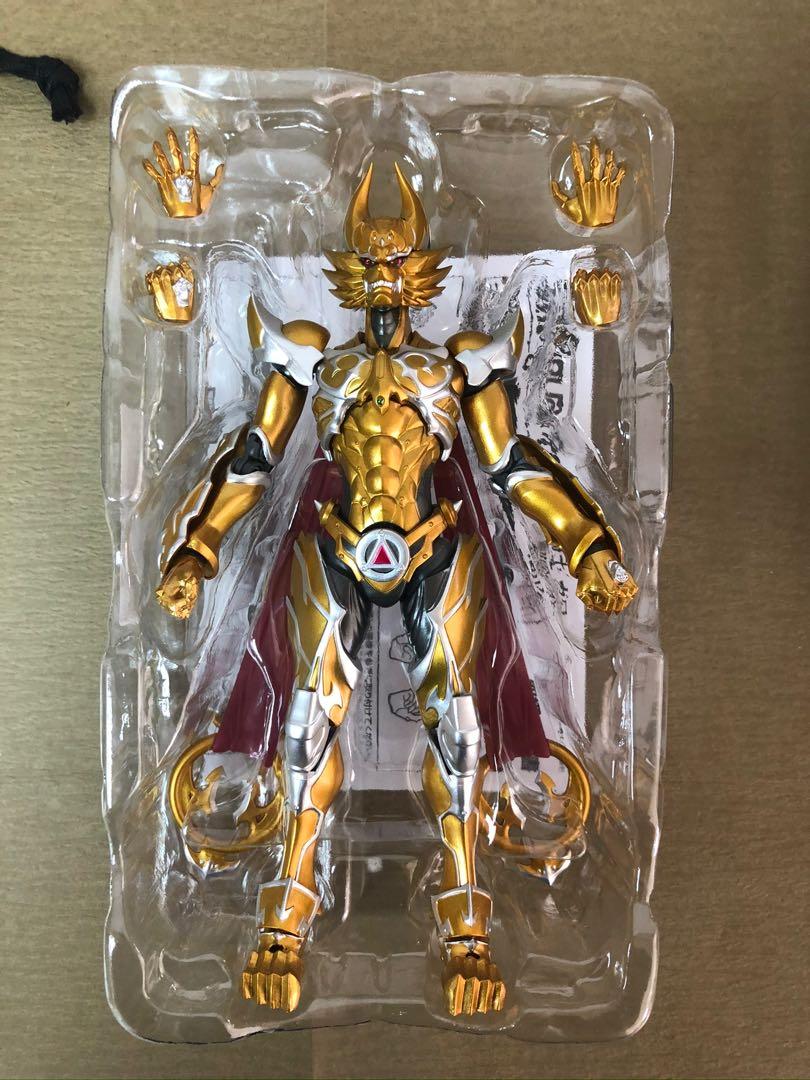 Shf Garo Leon kokuin Ver 牙狼日版, 興趣及遊戲, 玩具& 遊戲類- Carousell