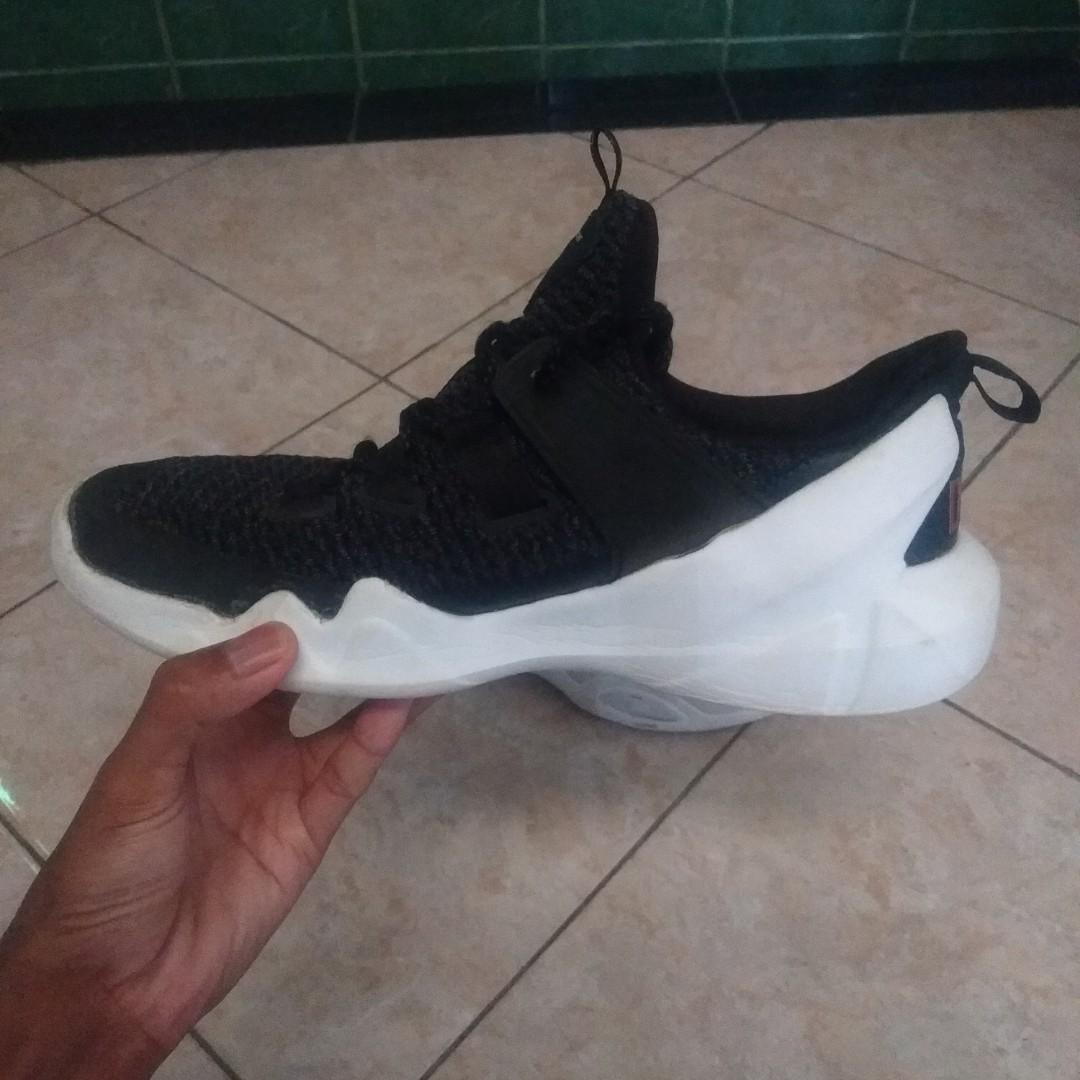 Skechers 88888100 store