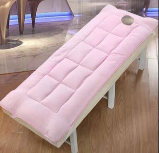 (Category: ) located in . Submitted by essentialbox (Listing ID 1156271084, Image 1). Description: .