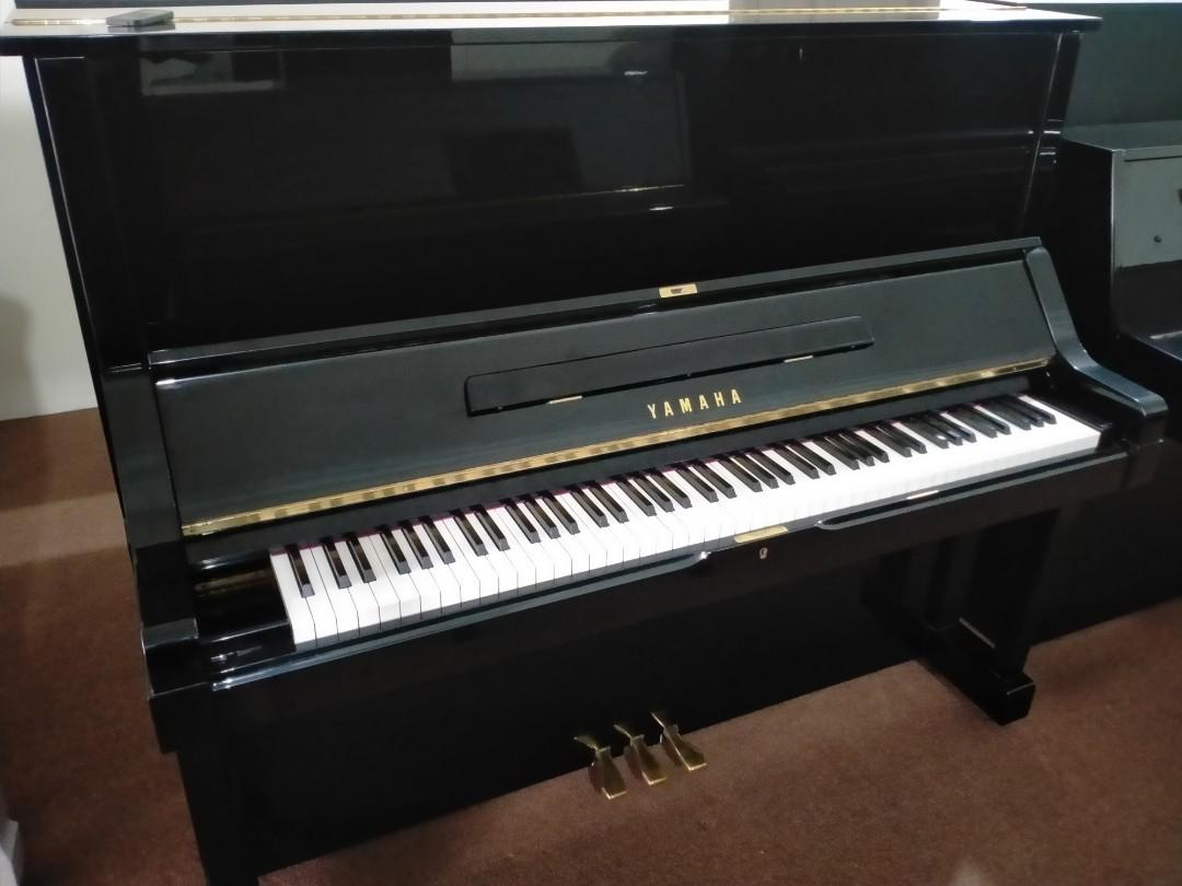 Yamaha piano type X warna hitam mulus original