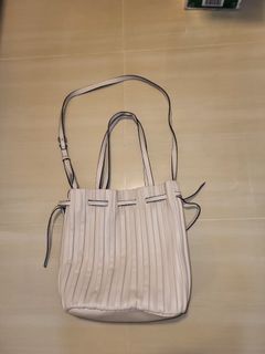 （分類：）位於 。 由 crystal_z 提交（商品編號 1156285625，圖片 1）。簡介： 。
