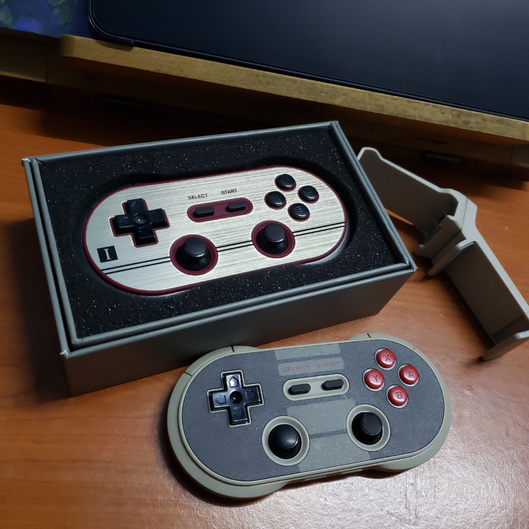 Afhaalmaaltijd Penelope Vrijgevig 8bitdo Nes30 Pro and F30 Pro, Video Gaming, Gaming Accessories, Controllers  on Carousell
