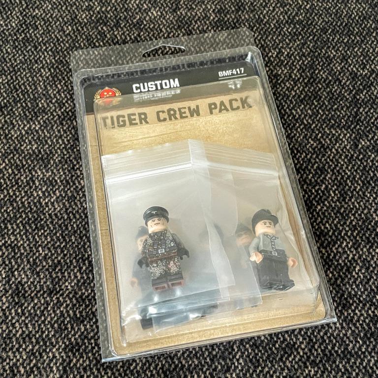 Brickmania tiger crew pack store