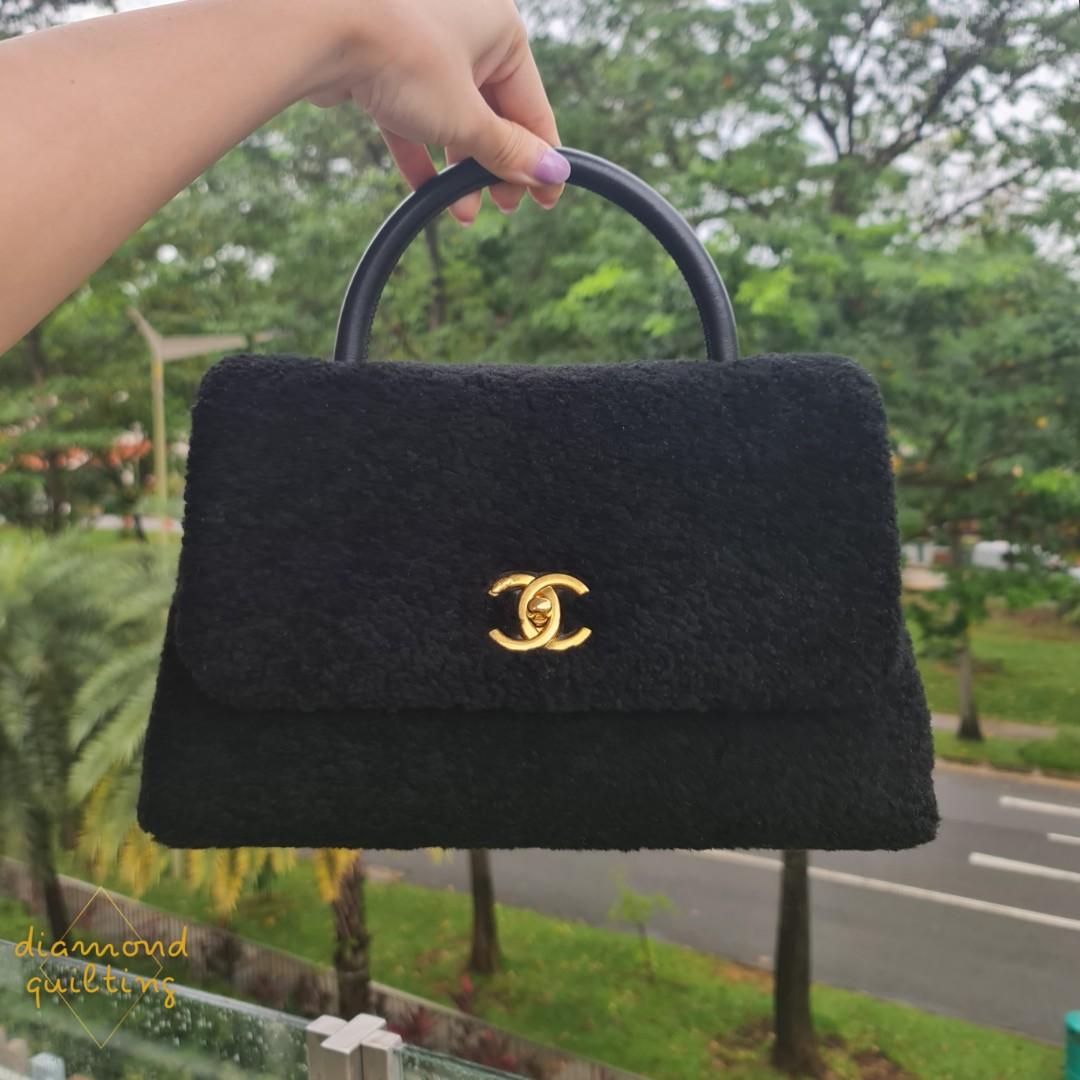🖤 [SOLD] CHANEL COCO HANDLE MEDIUM LARGE TOP HANDLE FLAP BAG BLACK 30CM  SHEARLING LAMBSKIN GHW AGED GOLD HARDWARE / small mini caviar lambskin,  Luxury, Bags & Wallets on Carousell