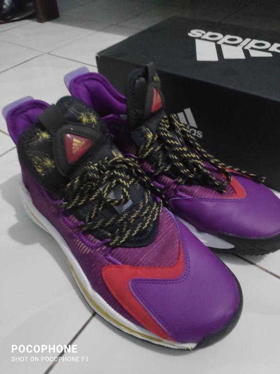Adidas Pro Boost 2020 Low Original, Men's Fashion, Footwear, Sneakers on  Carousell