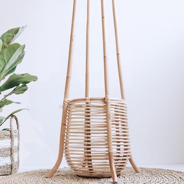 Amelia Rattan Coat Hanger with Storage Basket (Natural) BBS0605