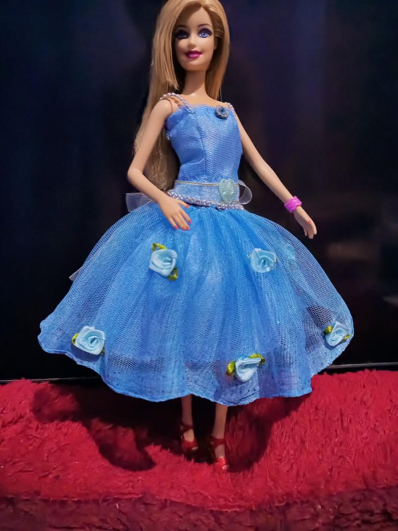 Barbie gaun store