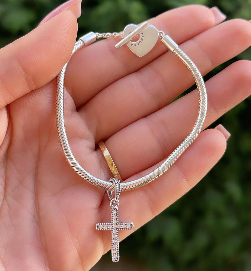 Cross hotsell bracelet pandora