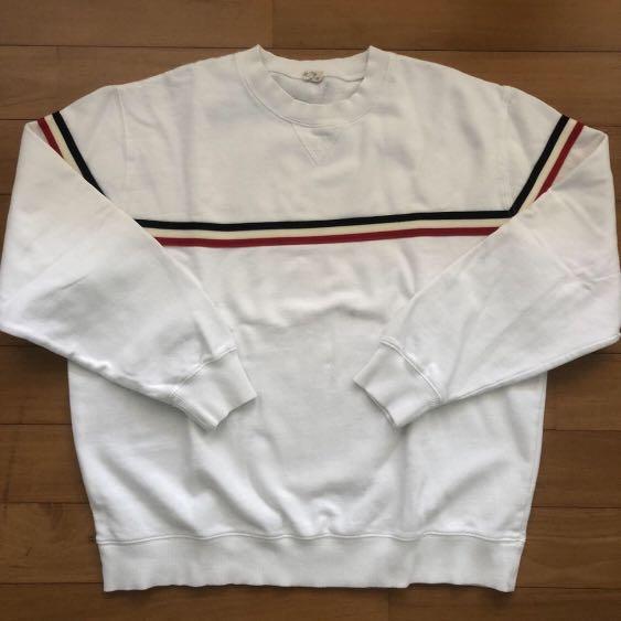 brandy melville white sweatshirt crewneck Women s Fashion Tops Longsleeves on Carousell