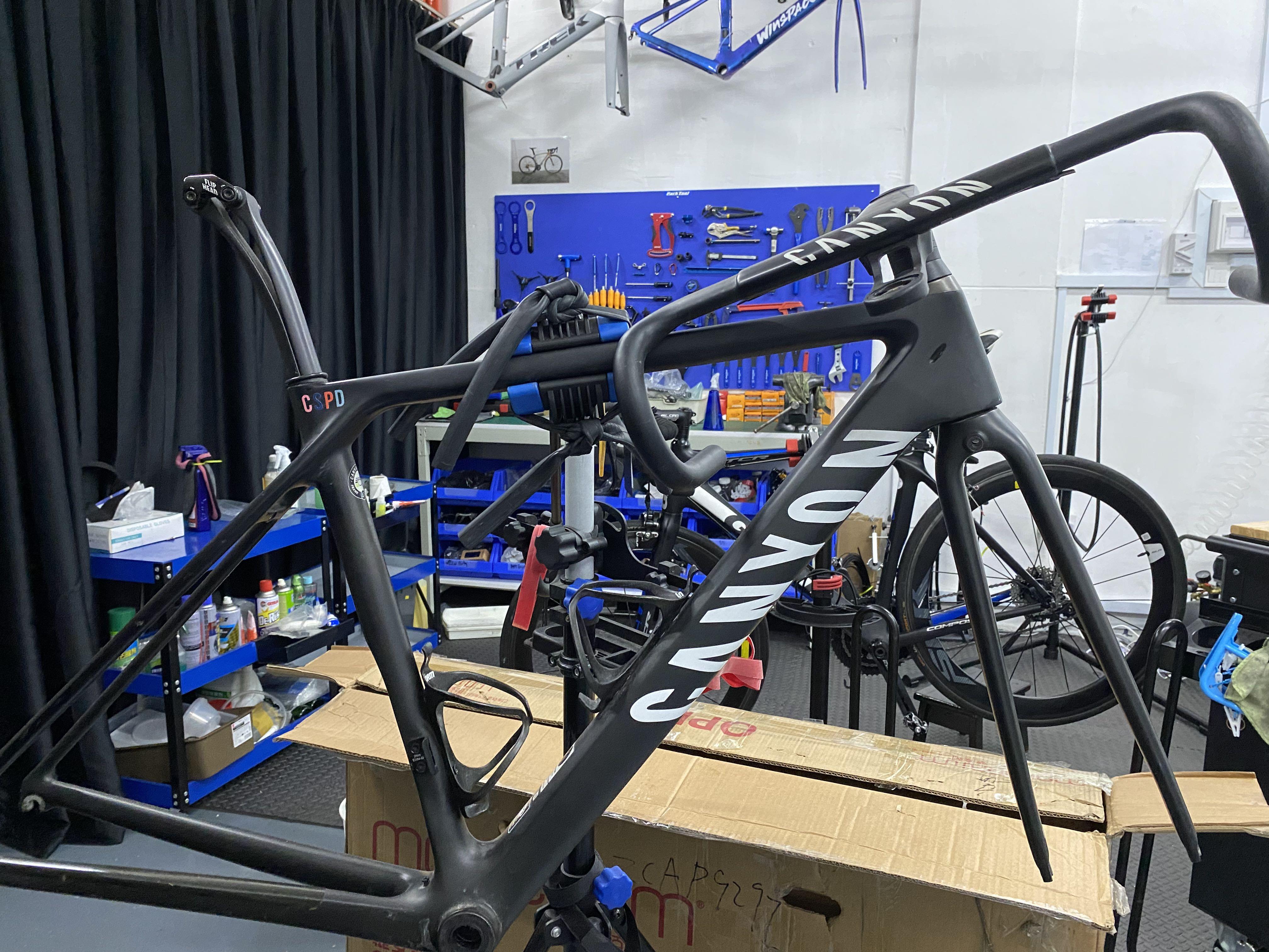 CANYON ULTIMATE CF SLX CARBON FIBRE SUPER LIGHT EXTREME FRAMESET