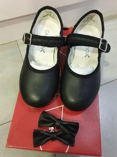 Capezio Black Tap shoes girls sz10