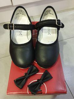 Capezio Girls Tap Dance Shoes sz 11.5