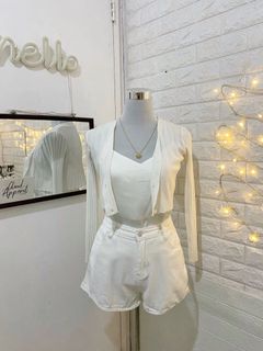 (Category: ) located in . Submitted by cloud.apparel.main (Listing ID 1156345487, Image 1). Description: .