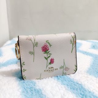 (Category: ) located in . Submitted by xtdlmtdshoppe (Listing ID 1156524304, Image 1). Description: .