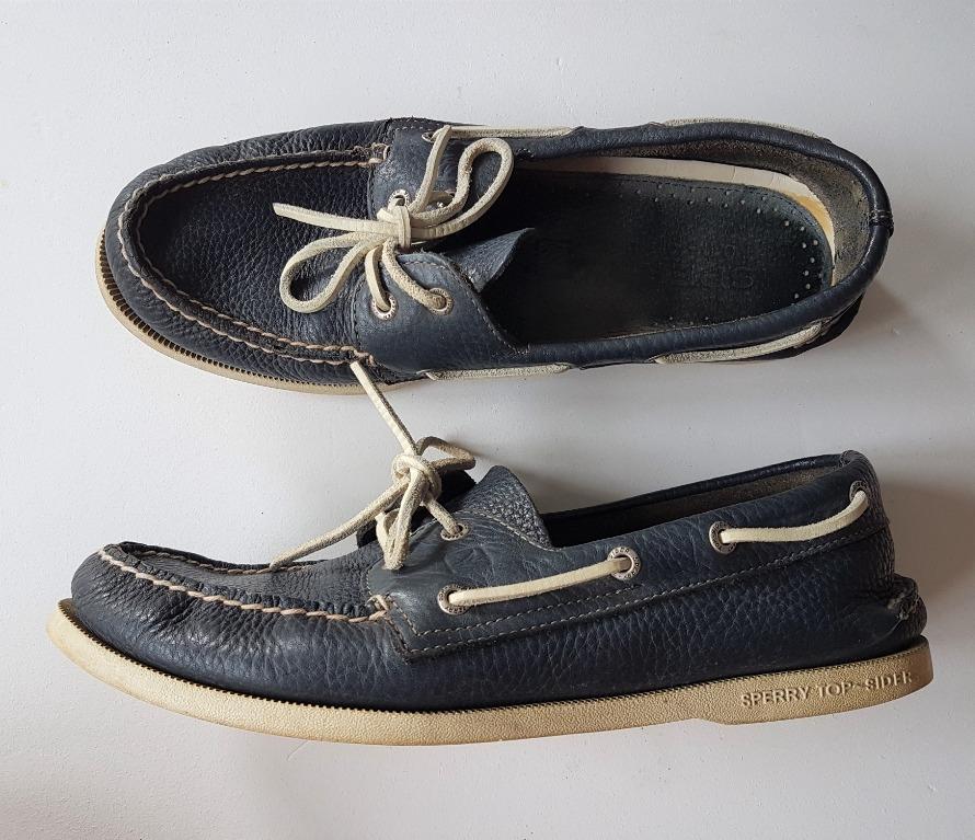 sperry comfort sneakers