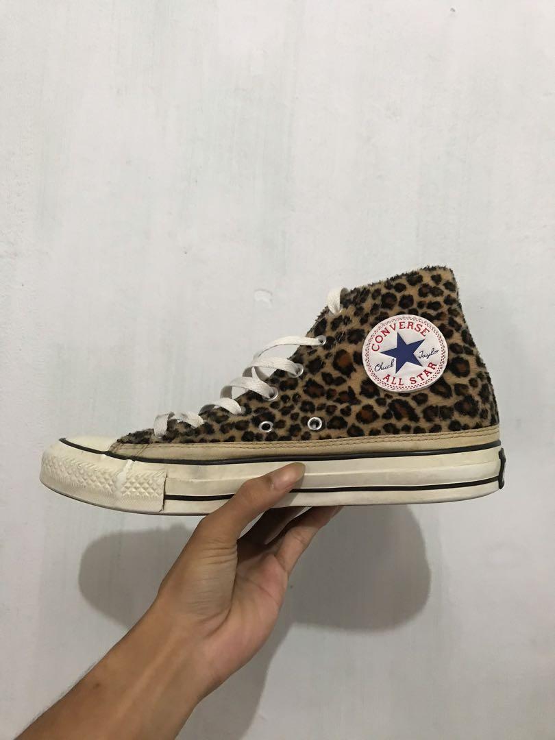 converse shoes leopard