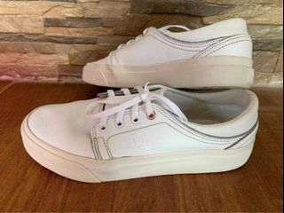 (Category: ) located in . Submitted by bdtcmnl (Listing ID 1156438103, Image 1). Description: .