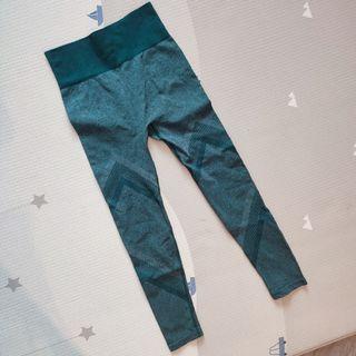 Forest green yoga pants