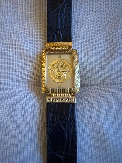 Gianni versace medusa watch online