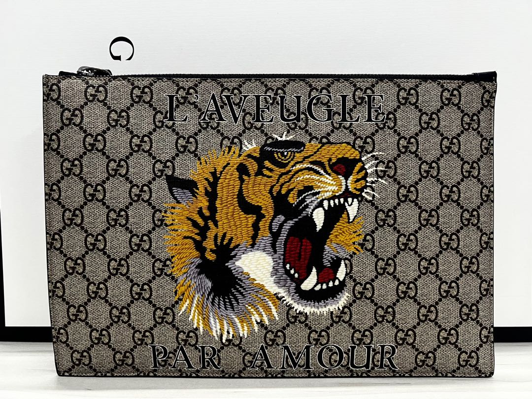 GUCCI L aveugle Tiger Clutch Men s Fashion Bags Belt bags