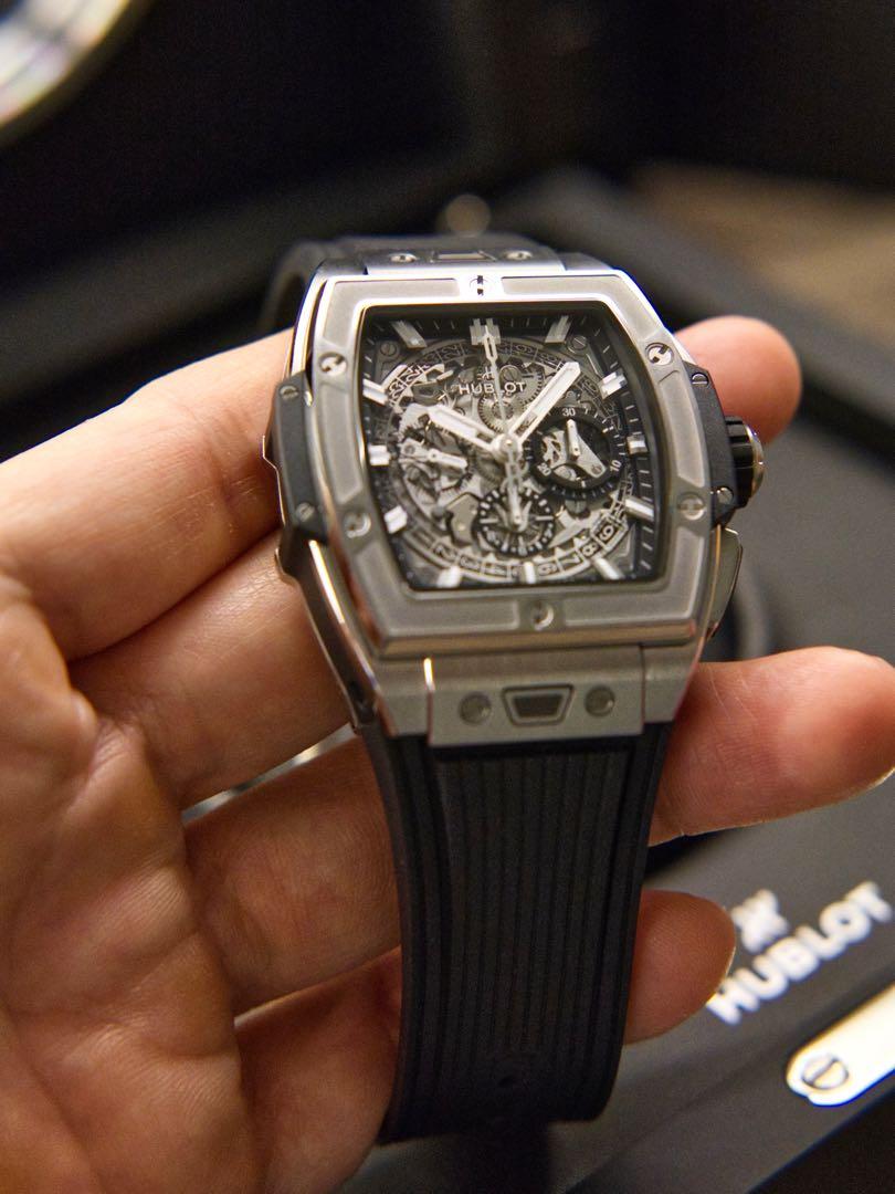 Hublot Big Bang Men's Automatic Watch; Grey Dial; 42 mm Rubber Strap 642.NX.0170.RX.1704