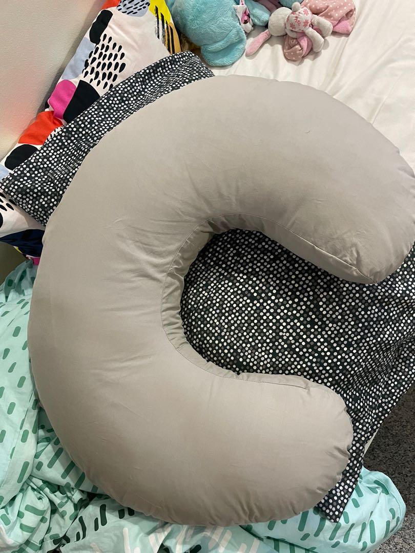 IKEA nursing pillow, Babies & Kids, Nursing & Feeding, Breastfeeding
