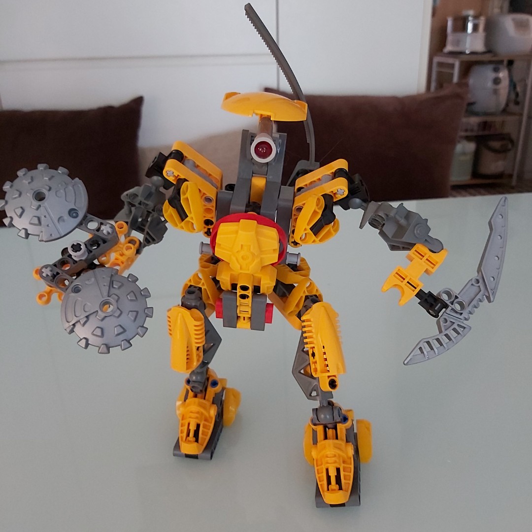Yellow bionicle shop
