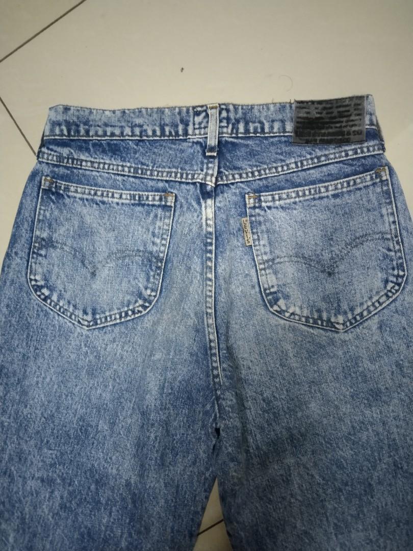 Levi s Since 1850 E Besar warna Silver