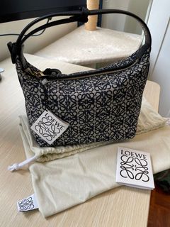 （分類：）位於 。 由 ms.c.ms. 提交（商品編號 1156371674，圖片 1）。簡介： 。