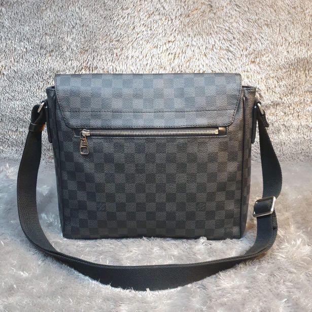 Tas Louis Vuitton AR2189 Masenger Bags, Fesyen Pria, Tas & Dompet , Tas  Kantor di Carousell