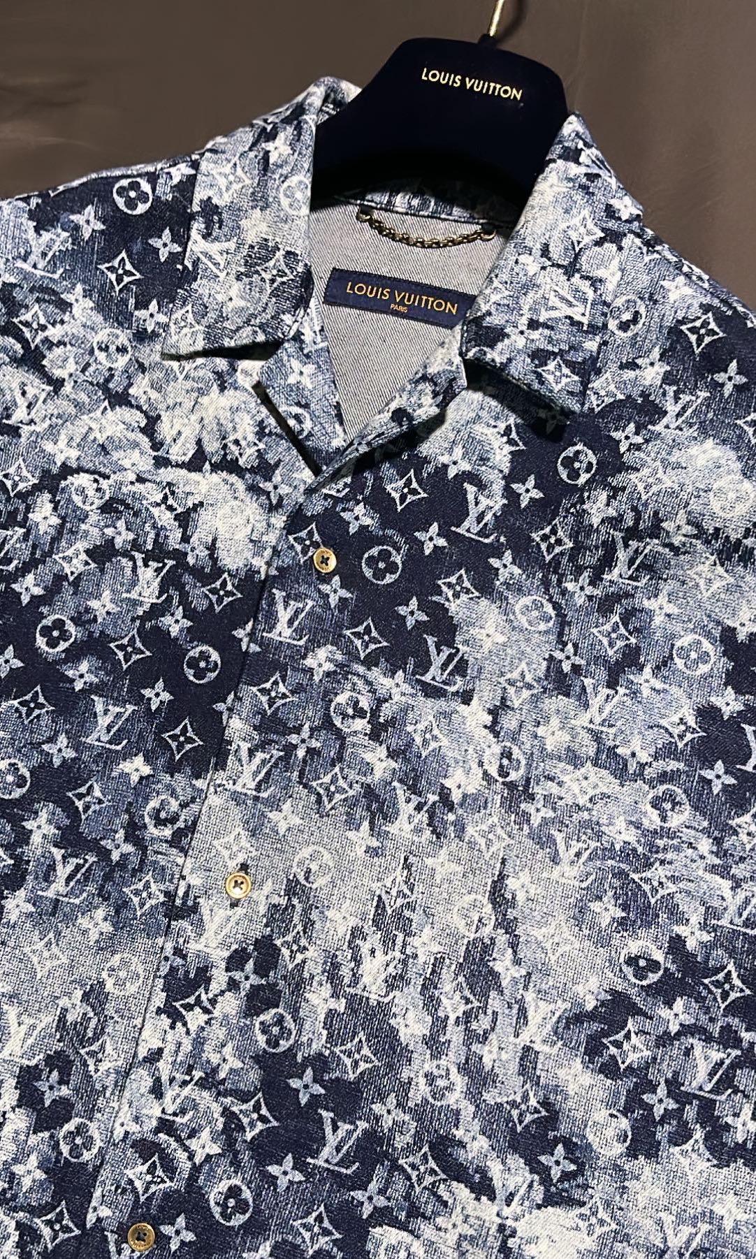 Louis Vuitton Hawaiian tapestry shirt
