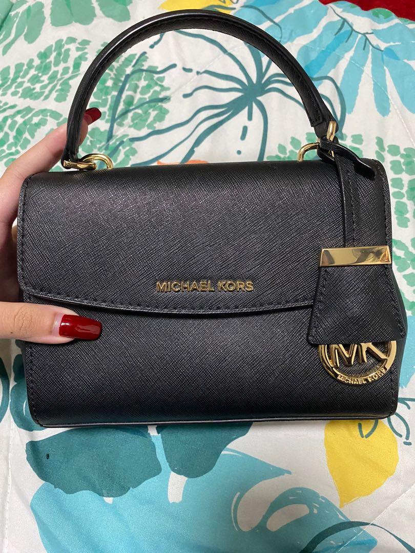 Michael Kors Ava medium & mini Ava Review and what's in my bag in