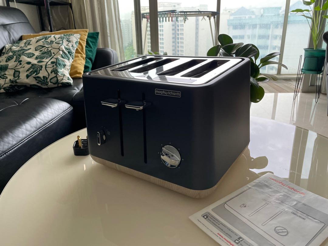 Morphy Richards 4 Slice Toaster Aspect Titanium, TV & Home