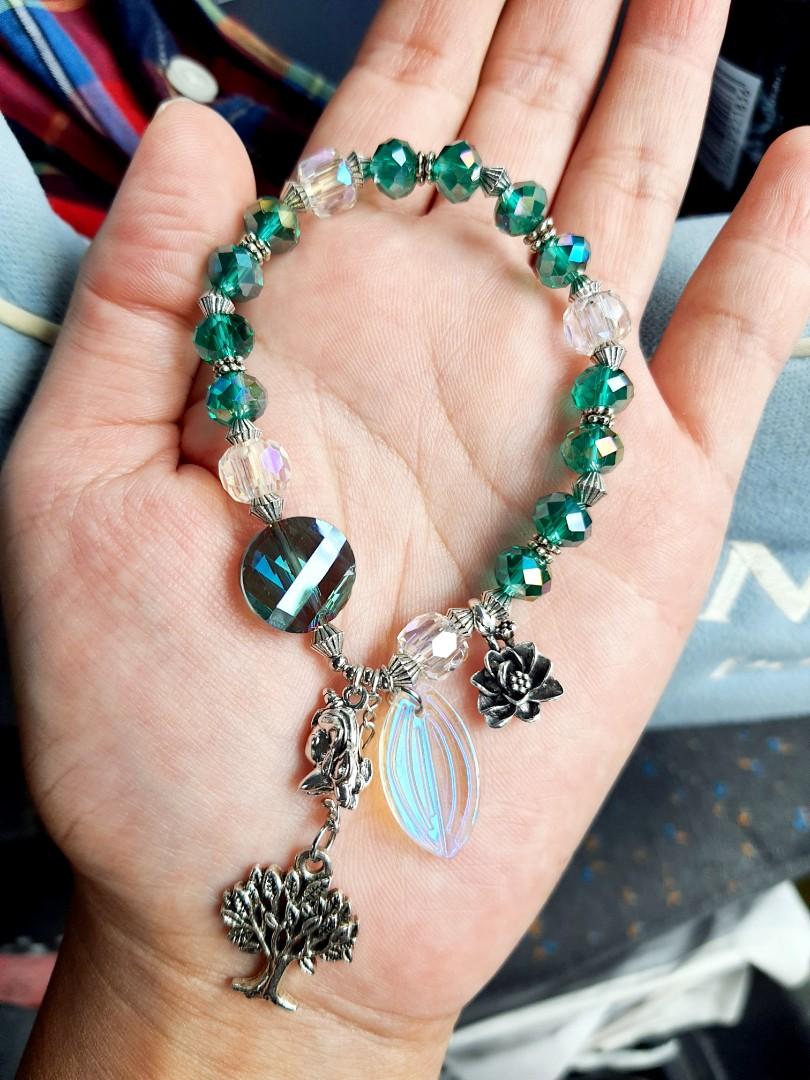 Tree of life charm top bracelet with austrian crystals