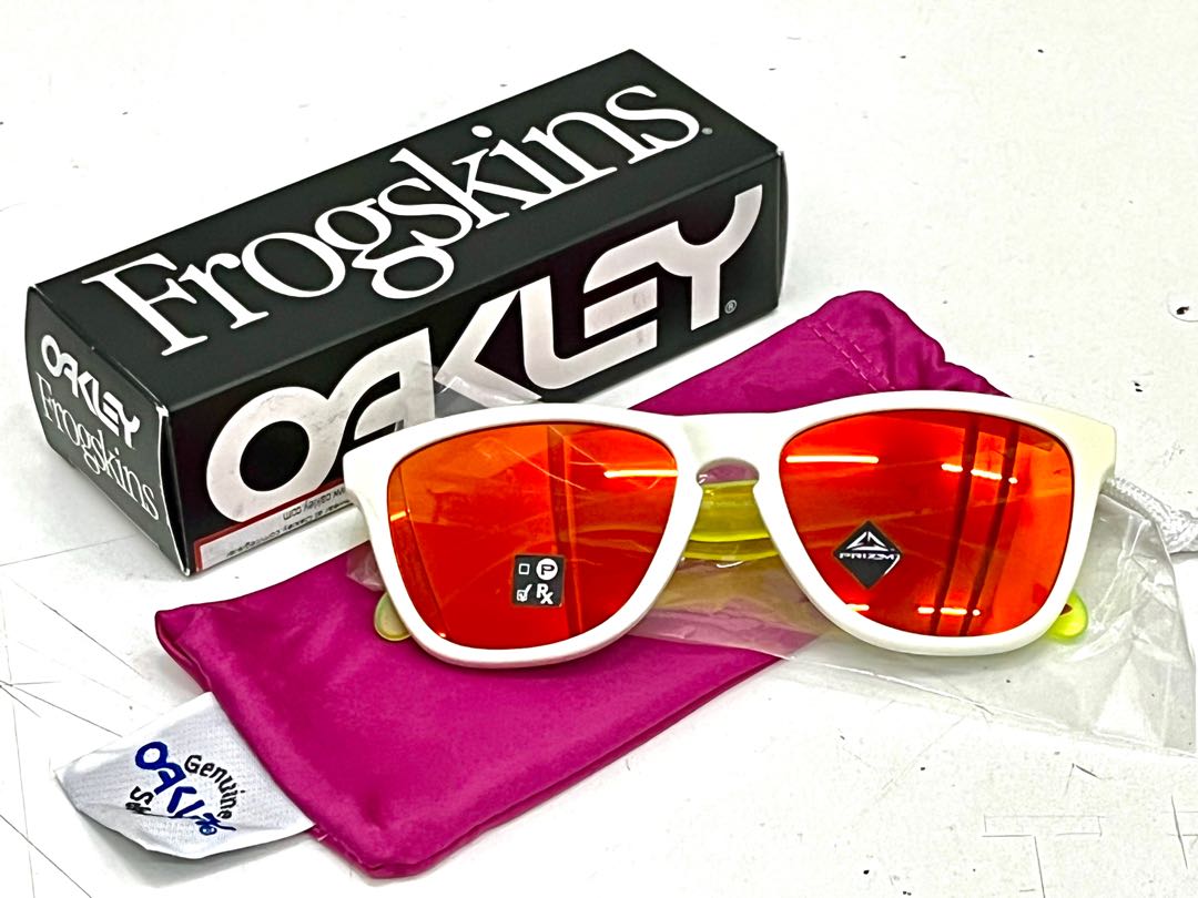 OAKLEY FROGSKINS MATTE WHITE URANIUM / PRIZM RUBY, Men's Fashion, Watches &  Accessories, Sunglasses & Eyewear on Carousell