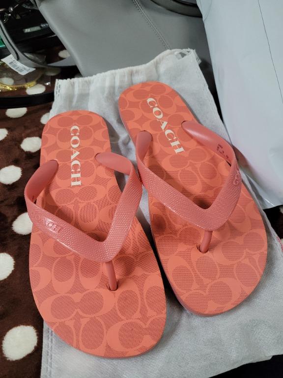 Pink coach flip flops outlet