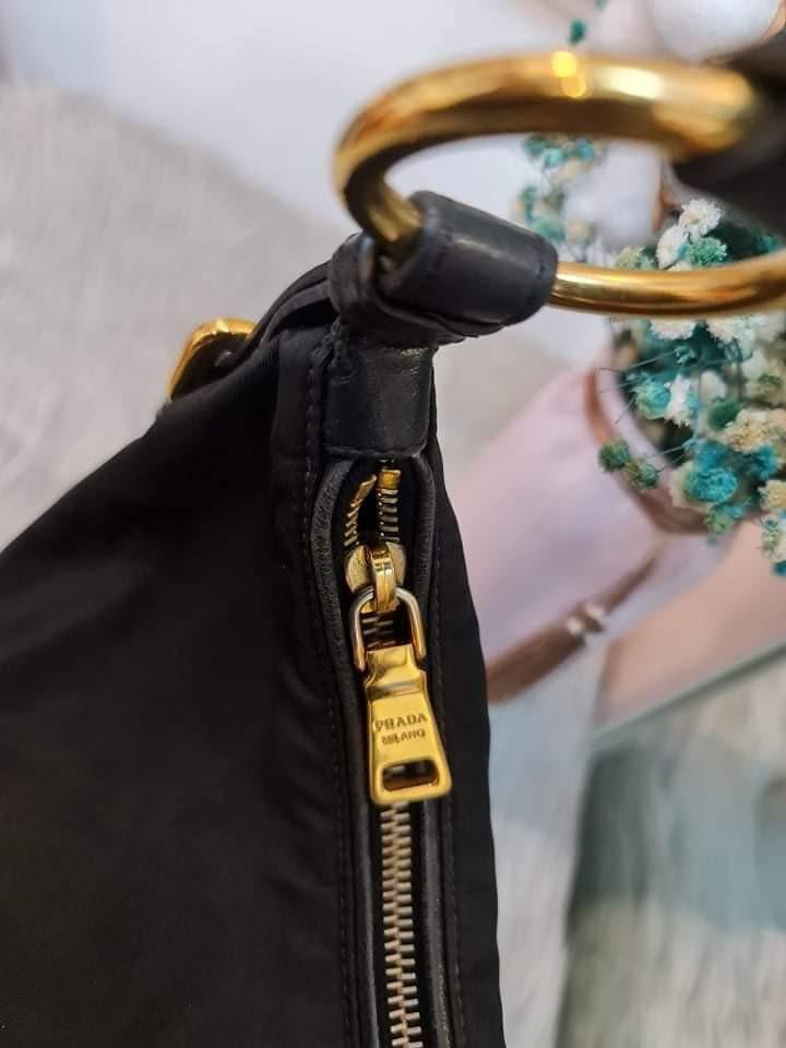 💯original Prada tessuto-nappa (Category: Luxury Bags & Wallets) located in Las Pinas. Submitted by ipsfontillas (Listing ID 1156409080, Image 3). Description: Original💯 TESSUTO-NAPPA Top Handle Bag Good Condition Signs of use please see detailed photos 15000php.