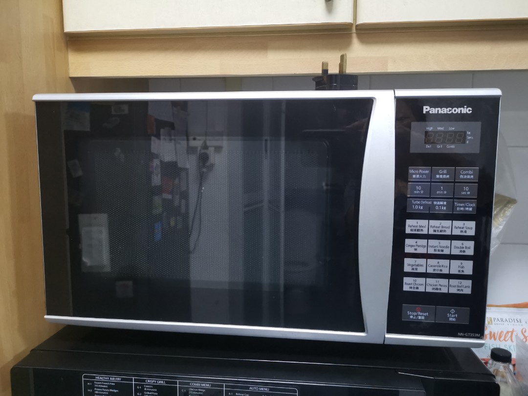 Panasonic Microwave Oven NNGT353M, TV & Home Appliances, Kitchen