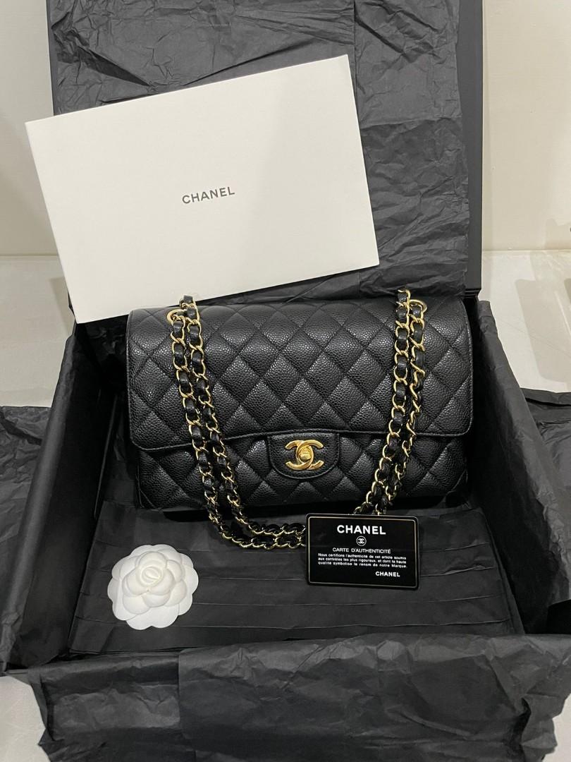 Preloved Chanel Classic Flap Medium Black Caviar Ghw Seri 26 *Excellent  Condition* Comes with dustbag, booklet, ribbon, camelia, holo,authentic  card, box and ori receipt, Barang Mewah, Tas & Dompet di Carousell