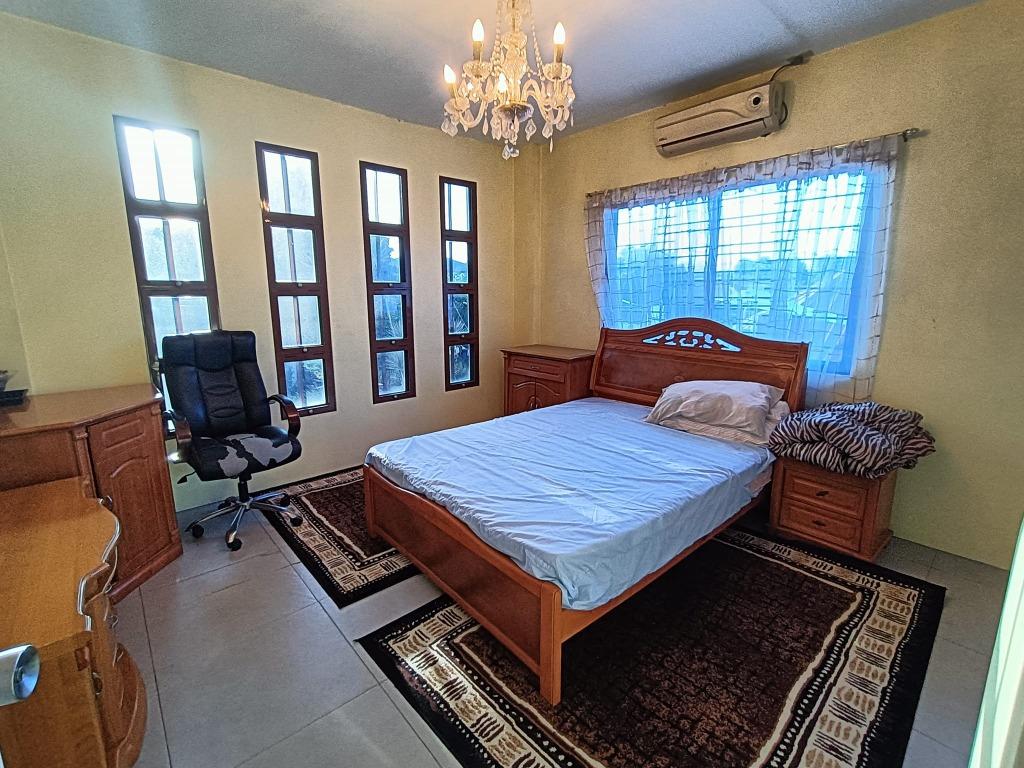 Rush House & Lot for Sale in Timog Park Subd. Angeles City, Property