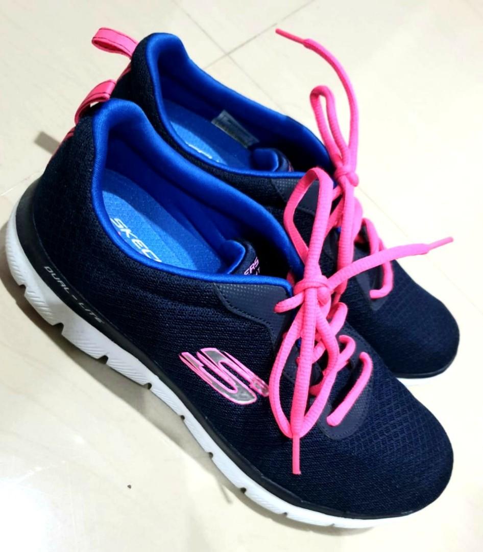 Sepatu skechers, Olah Raga, Baju 
