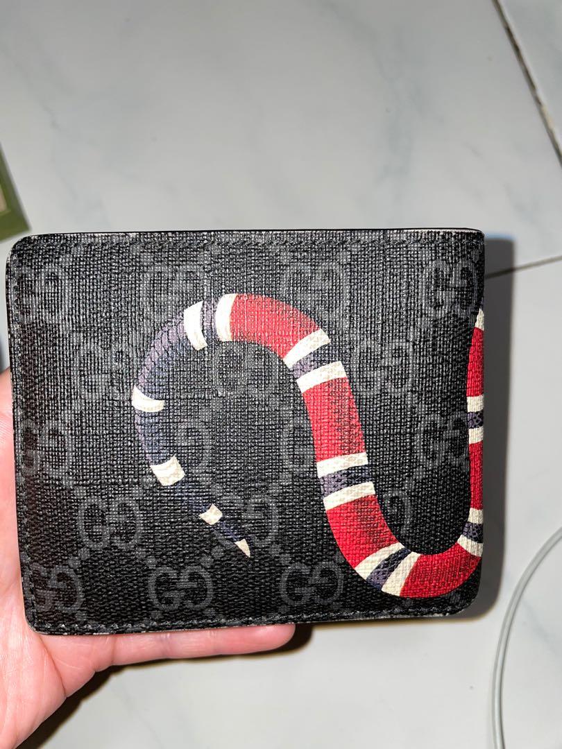 Gucci wallet outlet snake