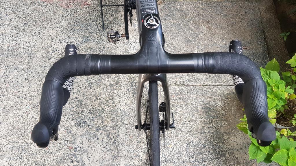 Twitter R10 Fullcarbon Upgraded, Sports Equipment, Bicycles & Parts ...