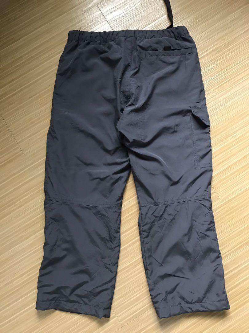 UNIQLO TRACKSUIT CARGO, Men's Fashion, Bottoms, Joggers on Carousell