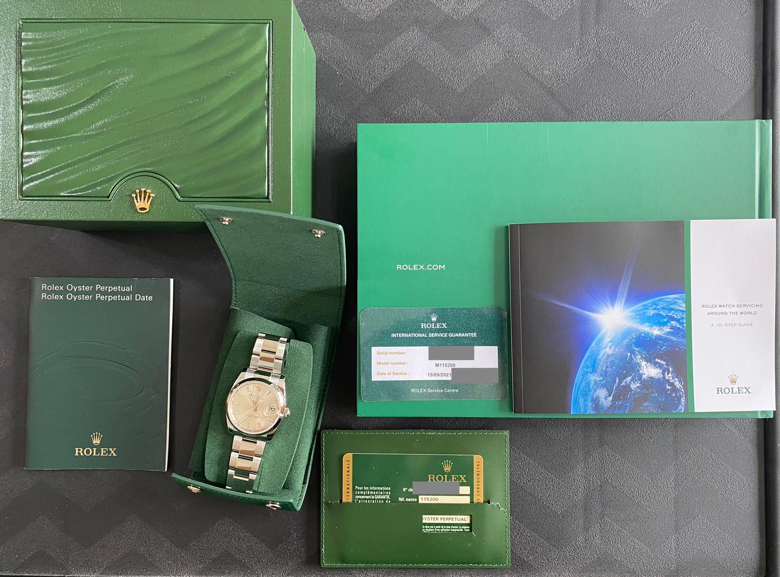 Rolex Oyster Date 115200, Luxury 