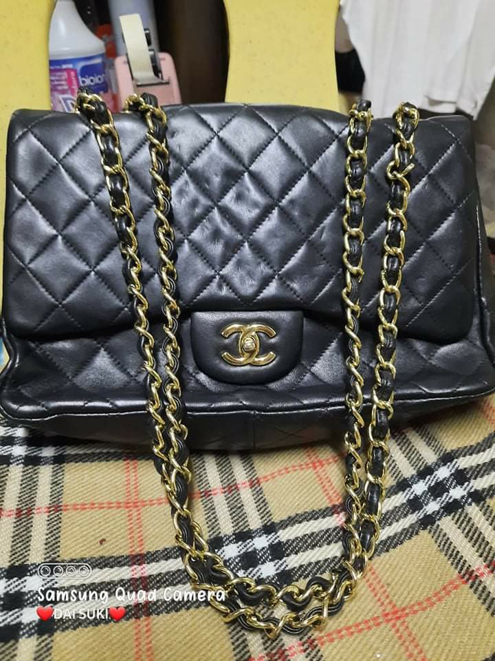 Vintage chanel lampo zip, Luxury, Bags & Wallets on Carousell