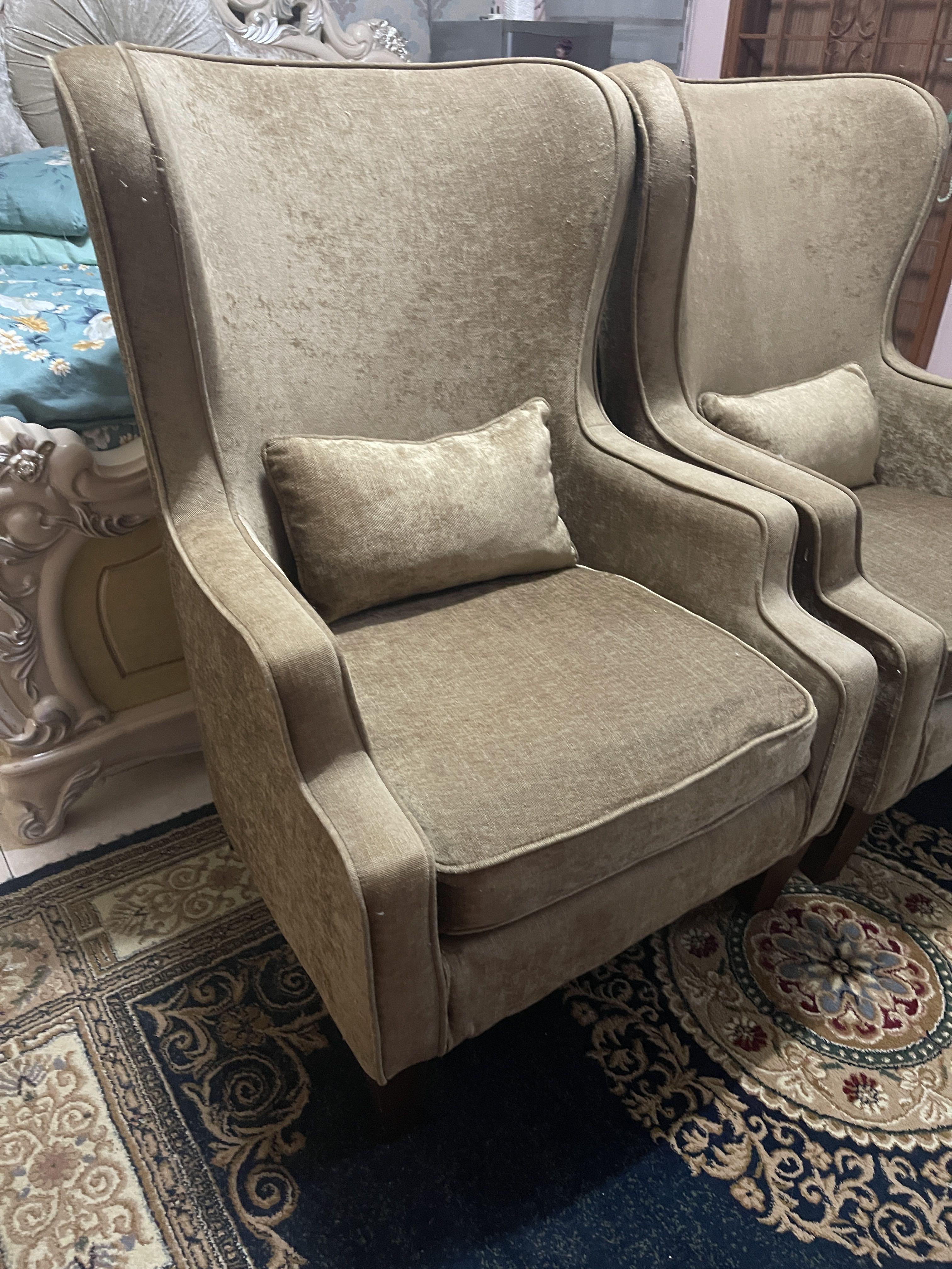 Second hand wing chair for sale sales