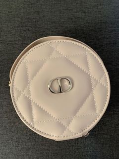 （分類：）位於 。 由 ihm.10 提交（商品編號 1156551544，圖片 1）。簡介： 。