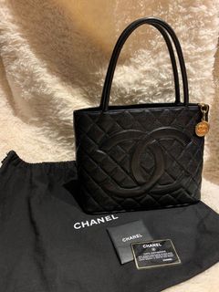 (Category: ) located in . Submitted by shoppermum (Listing ID 1156682122, Image 1). Description: .