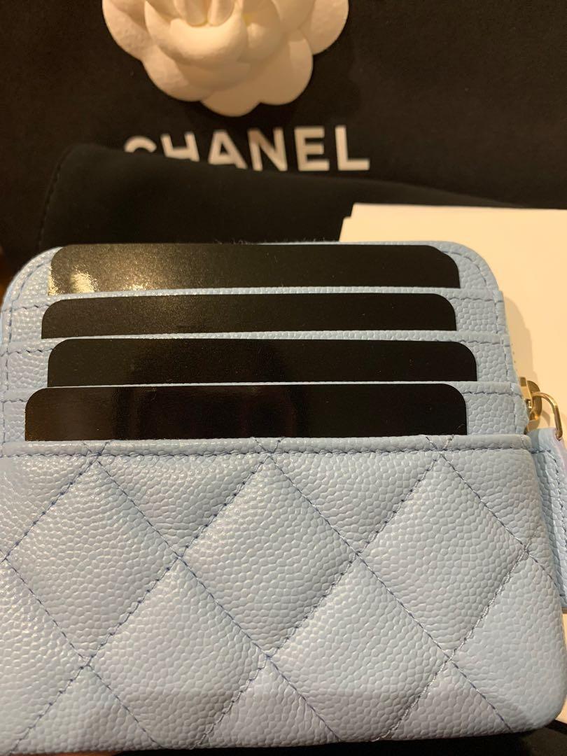 全網唯一Chanel baby blue 22S 水鑽扣zipped coin purse card holder wallet, 名牌,  手袋及銀包- Carousell